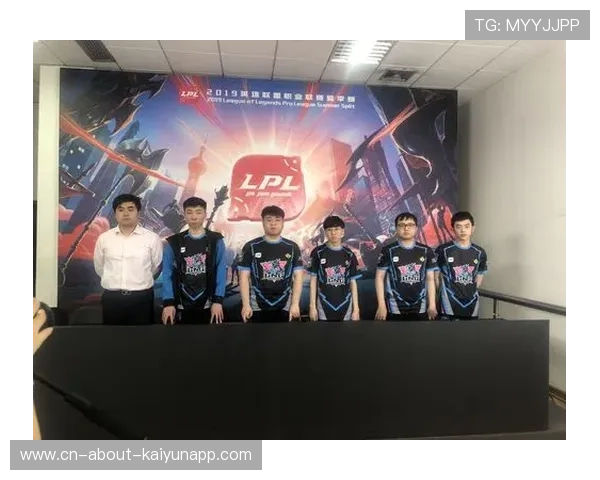 电竞教练组策略调整影响比赛趋势，电竞教练是干嘛的