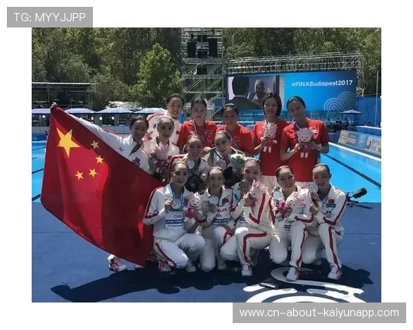 花游女神梁馨枰:人生如旷野,需勇敢前行,梁馨枰花样游泳照片 花游女神梁馨枰:人生如旷野,需勇敢前行,梁馨枰花样游泳照片